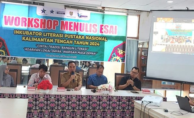 Workshop Menulis Esai: Tingkatkan Apresiasi Terhadap Budaya Lokal dan Mengangkat Nilai Tradisi Dayak