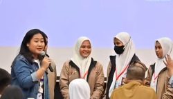 Dinas Pendidikan Kalteng Luncurkan Aplikasi BERSINERGI untuk Dorong Kreativitas Siswa
