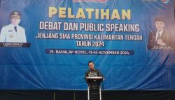 Plt Kadisdik Kalteng Dorong SDM Unggul Lewat Pelatihan Debat dan Public Speaking