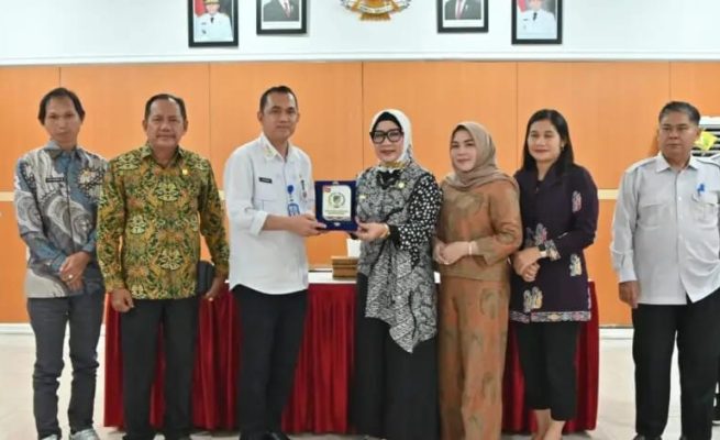 DPRD Barito Utara Puji Program Unggulan Disdik Kalteng