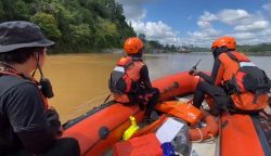 Tim SAR Turun Tangan Cari Tiga Penumpang Hilang Usai Perahu Dihantam Tongkang di Barito