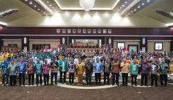 Diskusi Peran Hukum Adat Digelar, Wagub Edy Tekankan Harmoni Pembangunan dan Kearifan Lokal