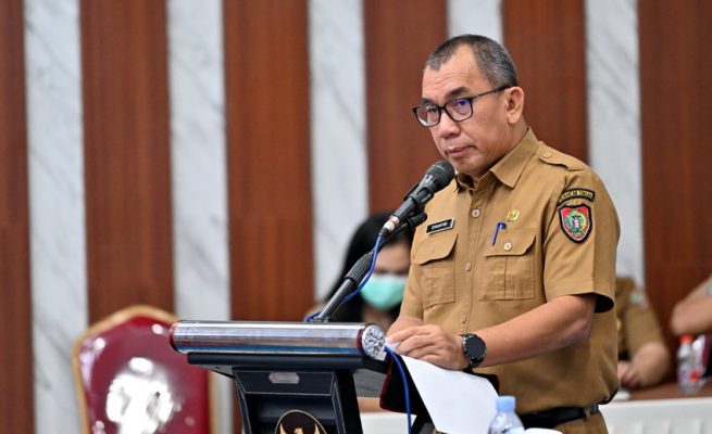 Plt. Kepala Bapperida Prov. Kalteng Syahfiri saat menyampaikan sambutan sekigus memberikan arahan (Foto:ist)