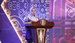 Asisten Administrasi Umum Setda Provinsi Kalimantan Tengah, Sunarti, membacakan sambutan (Foto:ist)