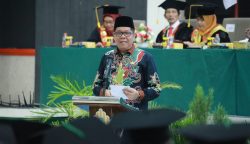Staf Ahli Gubernur Bidang Pemerintahan, Hukum dan Politik, Darliansjah, membacakan sambutan (Foto: ist)