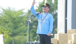 Gubernur Kalimantan Tengah Agustiar Sabran saat memberikan sambutan pada Peringatan Hari Buruh Internasional (May Day) Tahun 2026 yang digelar Forum Silaturahmi Serikat Pekerja Serikat Buruh di Bundaran Besar Palangka Raya (Foto: ist)