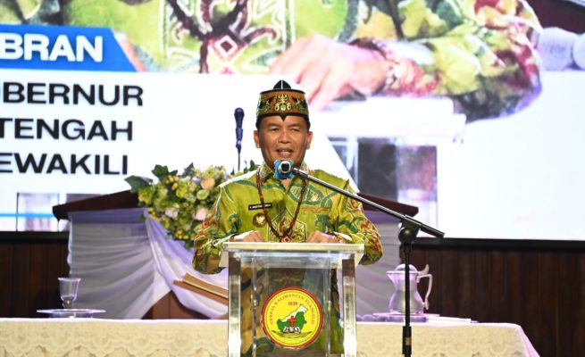 Gubernur Kalteng Agustiar Sabran saat memberikan sambutan pada Konser Akbar Kontingen Pesta Paduan Suara Gerejawi (PESPARAWI) Kalteng di Gedung Gereja Kalimantan Evangelis Sakatik Palangka Raya (Foto:ist)