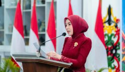 Ketua TP-PKK Provinsi Kalimantan Tengah Aisyah Thisia Agustiar Sabran saat memberikan sambutan pada Hasupa Hasundau (Gala Dinner) Pemilihan Jagau dan Nyai Kalimantan Tengah Tahun 2026 (Foto:ist)