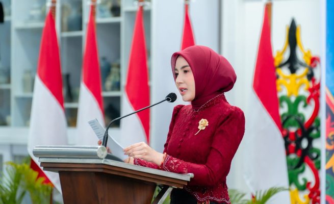 Ketua TP-PKK Provinsi Kalimantan Tengah Aisyah Thisia Agustiar Sabran saat memberikan sambutan pada Hasupa Hasundau (Gala Dinner) Pemilihan Jagau dan Nyai Kalimantan Tengah Tahun 2026 (Foto:ist)