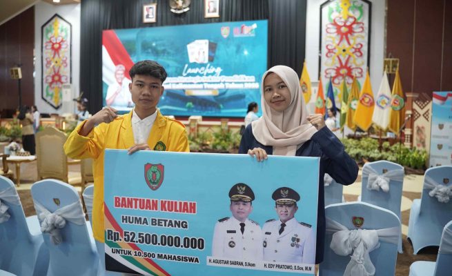 Mahasiswa yang menerima bantuan pendidikan dari Pemprov Kalteng (Foto:ist)