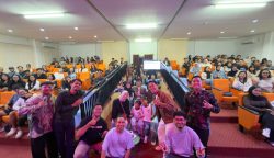 Spesial Show Tour Bostry “Kada Sadar Diri” Libatkan Dua Komika Nasional